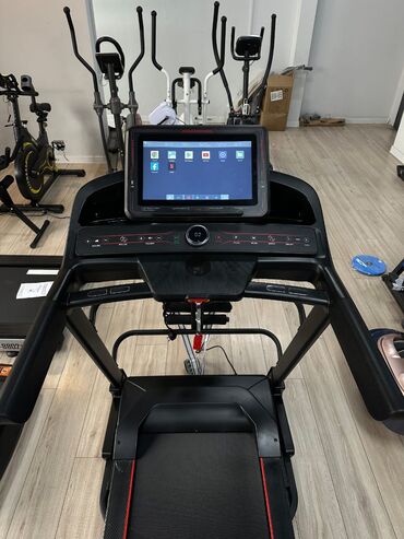 Беговые дорожки: Беговые дорожки для дома и зала - Линейка электрических беговых — 16