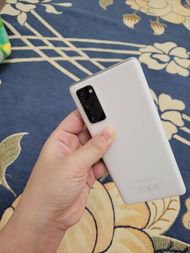 Samsung: Samsung Galaxy S20, цвет - Белый, 2 SIM — 5