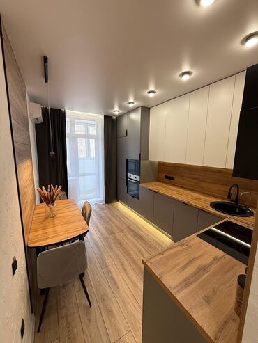 сдам 2 комнатную квартиру на длительный срок рядом джал бишкек: 2 бөлмө, Душ кабинасы, Жаздык, жууркан-төшөк каптары, Кондиционер