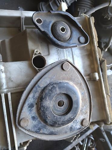 Амортизаторы, пневмобаллоны: Амортизатор передний задний Мазда Демио комплект Рф3 задний св6 задний — 11