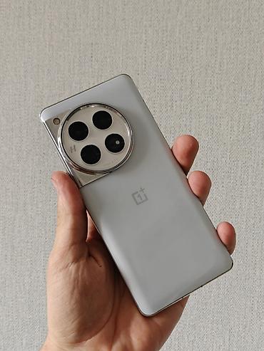 OnePlus 12, Колдонулган, 512 ГБ, түсү - Ак, 2 SIM lalafo.kg да OnePlus 12, Колдонулган, 512 ГБ, түсү - Ак, 2 SIM