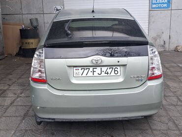 kreditle motolar: Toyota Prius: 1.5 l | 2005 il Hetçbek