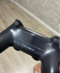 PS4 (Sony Playstation 4): İdeal ps4 Əlaqə nöm:0557676564 Vatsapa yazın 400 azn qiymet Real — 3
