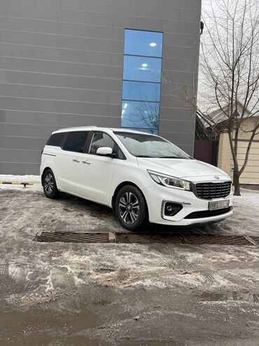 Kia: Kia Carnival: 2018 г., 2.2 л, Автомат, Дизель, Минивэн