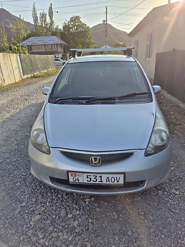бензин сатам: Honda Fit: 2003 г., 1.3 л, Автомат, Бензин, Хетчбек — 3