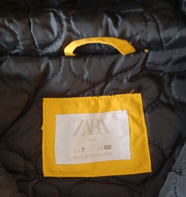 jakna od velura: Zara, Puffer jacket, 122-128