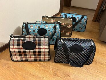 отдам переноску для кошек: Сумки новые переноски для кошек и собак мелких пород. Есть много