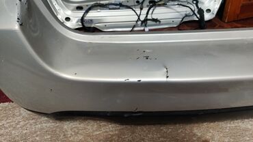продаю авто в аварийном состоянии: Задний Бампер Subaru 2005 г., Б/у, Оригинал