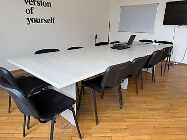 12 nəfərlik masa: Konfrans/Toplantı masası və stul dəsti - Böyük ölçülü, düzbucaqlı — 1