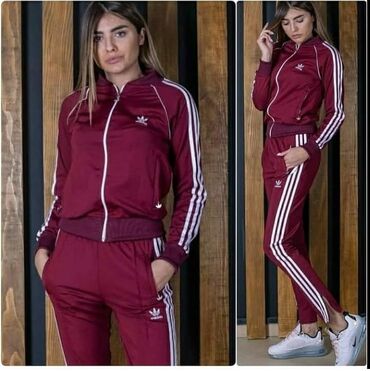 Gornji i donji deo: Zenska komplet trenerka 
 m l xl xxl — 10