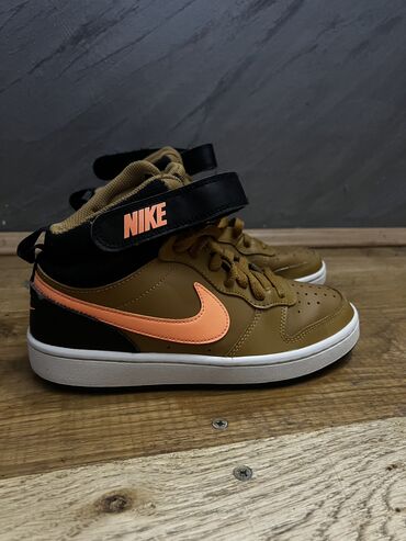 cine s: Nike, 38, color - Brown