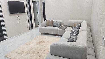 Uzunmüddətli kirayə evlər: AYLIQ KİRALIQ AİLƏVİ MODERN HƏYƏT EVİ - Plan: Geniş zal və mətbəx — 4