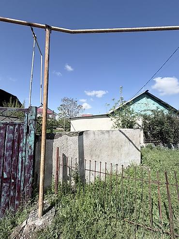 Продажа коттеджей и домов: Участок с домом, район Кок-Жар. Локация: между Алматинкой и ул — 28
