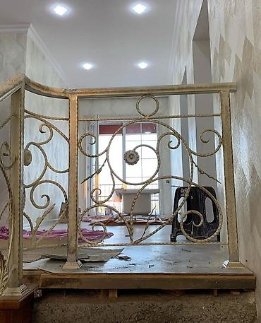 Barmaqlıqlar: Resotka 1-kv 35 azn başlayan qiymətlərlə . Məhəccər 1-metr 50 azn — 9