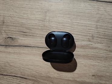 airdots pro qiymeti: Tam simsiz qulaqlıq — şarj qutusu ilə - Kompakt, mat qara şarj qutusu — 1