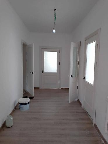 Поклейка обоев: Услуги ремонта домов квартир — 1