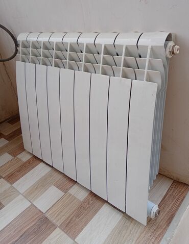 Radiatorlar: İşlənmiş Seksiyalı Radiator Alüminium