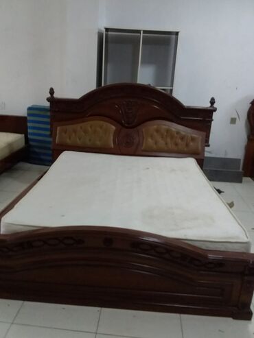 Мебель для дома: Двуспальная кровать, С матрасом, Малайзия