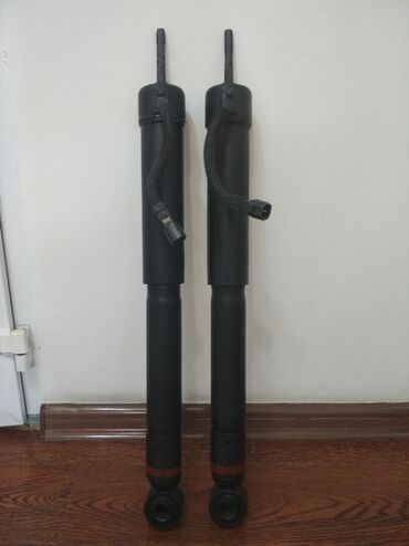 Амортизаторы, пневмобаллоны: Продаю! Оригинал 100% Подойдут на (Gx 470, Prado 120)! Электронные — 6