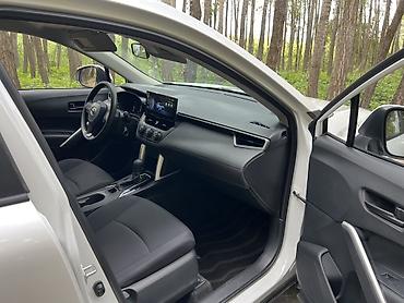 changan 2025: Toyota Corolla Cross: 2024 г., 2 л, Вариатор, Бензин, Кроссовер — 8