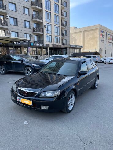 Mazda: Mazda 323: 2002 г., 1.6 л, Механика, Бензин, Хэтчбэк