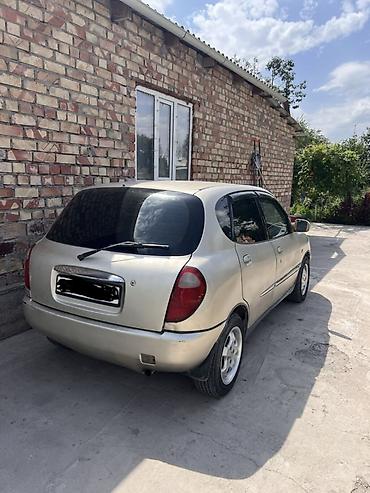 hilux surf 130: Toyota Duet: 1999 г., 0.1 л, Автомат, Бензин, Хэтчбэк — 2