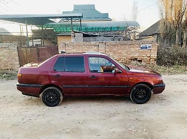 гетз 2: Volkswagen Vento: 1993 г., 1.8 л, Механика, Бензин, Седан — 6