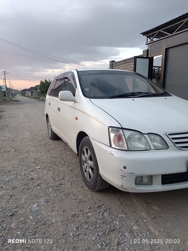 Toyota: Toyota : 2000 г., 2 л, Автомат, Бензин, Минивэн — 12