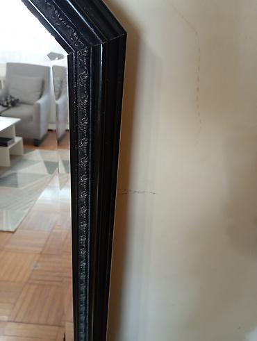 Ogledalo ostecenja vidljiva na slikama .Staklo ocuvano ram je potrebno at lalafo.rs — 5 Ogledalo ostecenja vidljiva na slikama .Staklo ocuvano ram je potrebno — 5