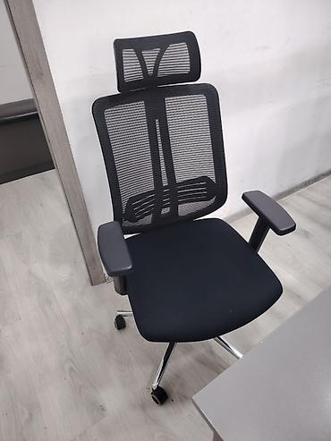 ofis kreslolar: Ofis üçün təkərli müdir kreslosu - Ergonomik dizayn: nəfəsalan mesh — 1