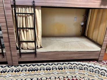 мебель в караколе: Двухъярусная Кровать, Новый