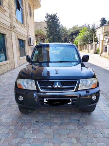 çeşqa 2 mator: Mitsubishi Pajero: 3.5 l | 2003 il 300000 km Ofrouder/SUV