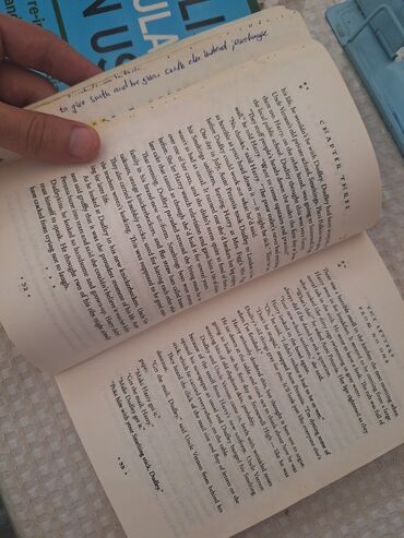 harry potter 1 azerbaycan dilinde: Harry Potter(Sorcerer's Stone) kitabi ingilisce✅️