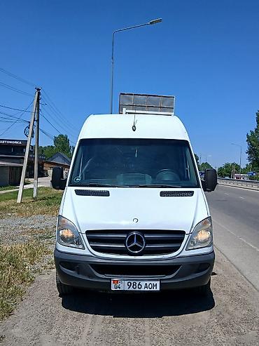 короткий спринтер: Mercedes-Benz Sprinter высокий кузов), белый фургон. Обмень есть — 2