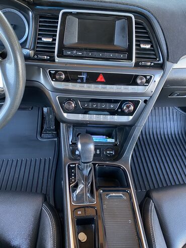 Hyundai: Hyundai Sonata: 2019 г., 2 л, Автомат, Газ, Седан — 12