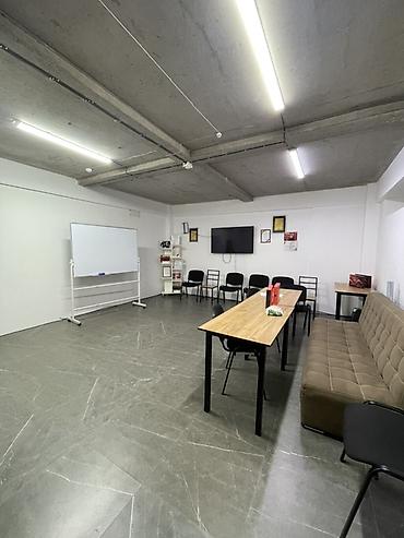 Аренда помещений свободного назначения: 🏢 Сдается коммерческое помещение — 200 м² 📍 Первая линия — Жибек Жолу — 10