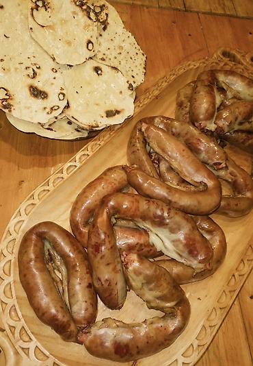 сухой дым: Ароматная, насыщенная, с натуральной оболочкой и выраженным копчёным — 3