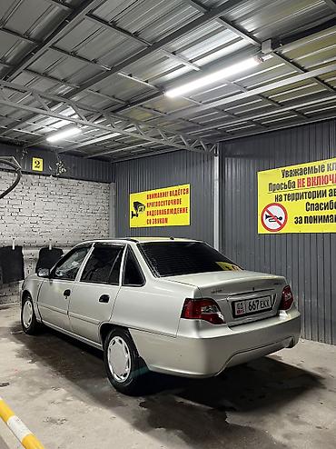 Daewoo Nexia: 2009 г., 1.5 л, Механика, Бензин, Седан