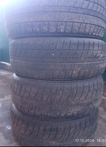 Шины: Шины 205 / 60 / R 16, Зима, Б/у, Комплект, Легковые, Япония, Bridgestone