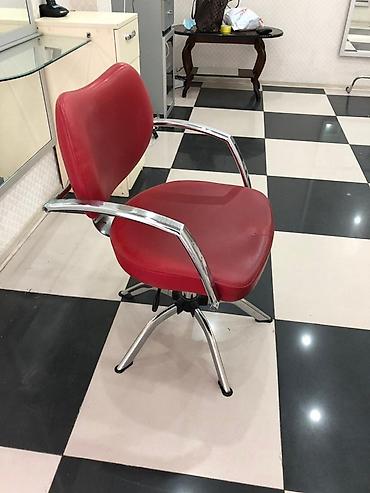 berber mebeli: Gözəllik salonu üçün mebel dəsti - Qırmızı salon kresloları – — 3