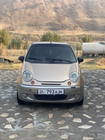 7 местные: Daewoo Matiz: 2002 г., 0.8 л, Механика, Бензин, Хэтчбэк