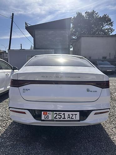 byd qin l: BYD Qin: 2022 г., Автомат, Электромобиль, Седан — 4