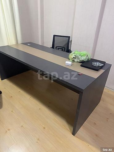 Ofis dəst mebeli: Çox az işlənmiş yüksək keyfiyyətli ofis mebeli. Divan, TV-stend, iclas — 3