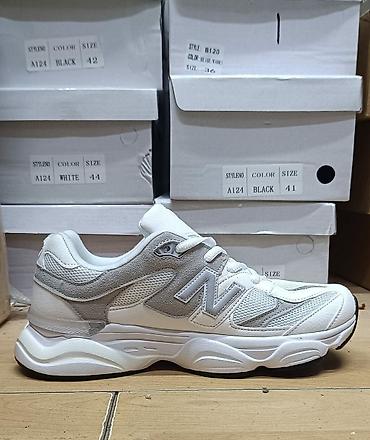 patike za jesen: New Balance 9060
Decije
31-35
3100 din — 5