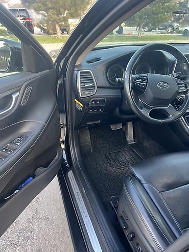 gra: Hyundai Grandeur: 2018 г., 2.4 л, Автомат, Гибрид, Седан — 9