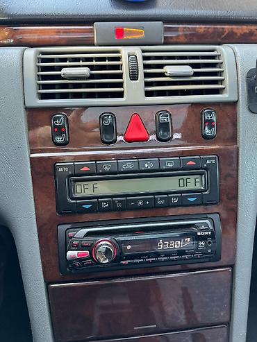 mercedes: Mercedes-Benz E 280: 2.8 l | 1997 il Sedan — 6