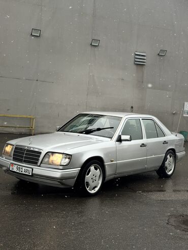 Mercedes-Benz: Mercedes-Benz W124: 1994 г., 3.2 л, Автомат, Бензин, Седан — 17