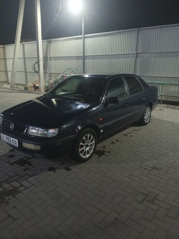 ылдам экспресс талас: Volkswagen Passat: 1994 г., 1.8 л, Механика, Бензин, Седан