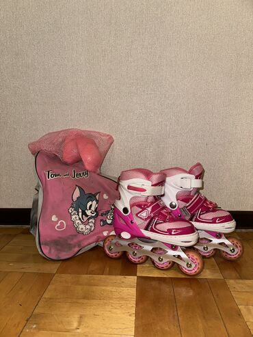 розовый самокат: Продаются детские роликовые коньки в хорошем состоянии. Использовались