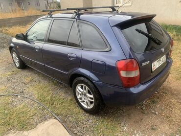 Mazda: Mazda 323: 2001 г., 1.6 л, Механика, Бензин, Хэтчбэк